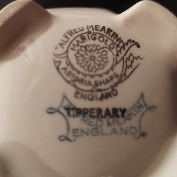 Vintage Alfred Meakin Tipperary Creamer -Marigold Astoria Shape made in England - Picture 8 of 8